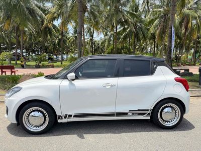 Suzuki Swift GLX Special 2022 Trắng