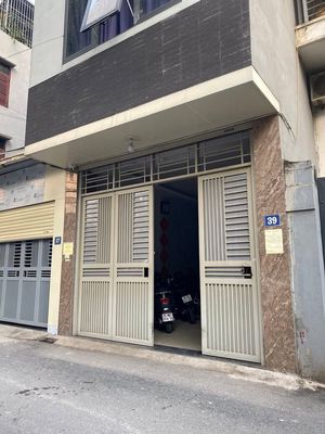 Room 18 m² · Đường Thanh Bình