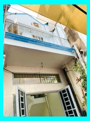Townhouse 28 m² · 2 bed · Đường Quang Trung