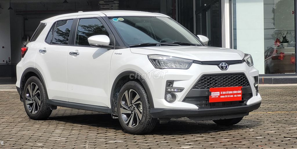 Toyota Raize 2024 màu trắng ngọc trai. Mua bán Ô tô tại Huyện Hòa Thành Tây Ninh được đăng bởi QUAN ĐẠI HONDA Ô TÔ TÂY NINH hình 5