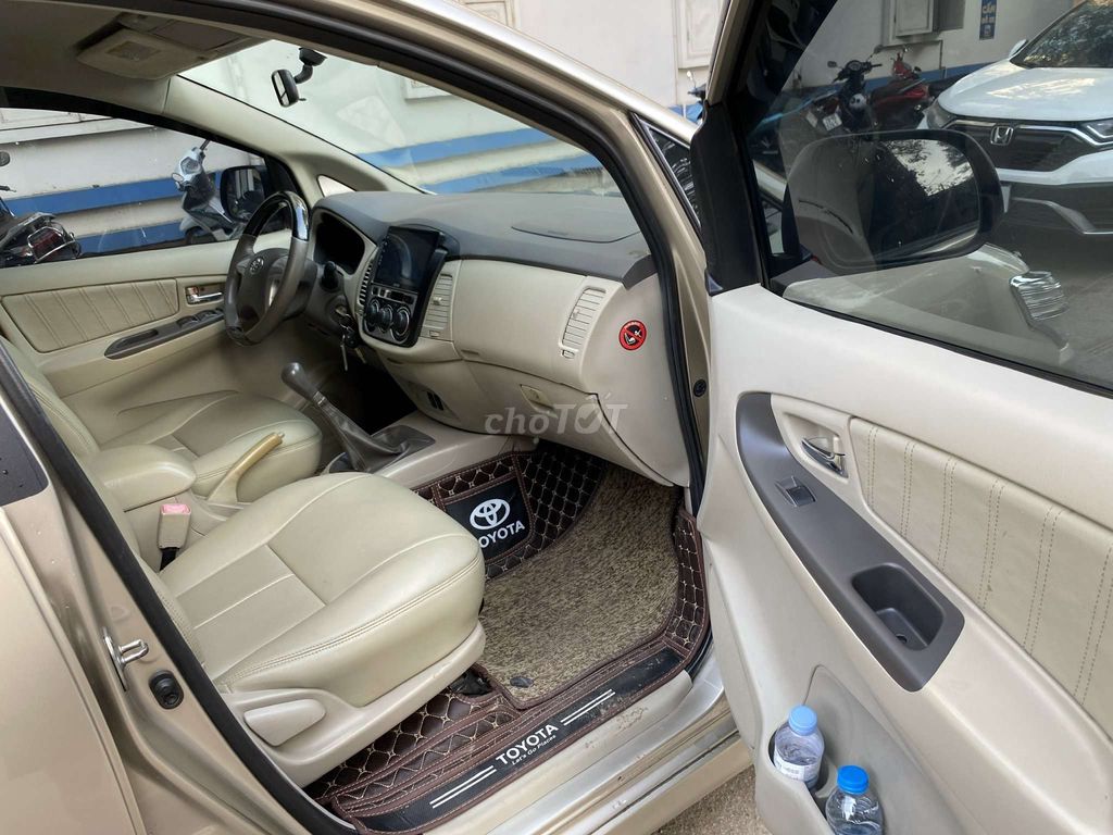 BÁN XE CHÍNH CHỦ biển hn INOVA dk 2017 XE cực đẹp. Mua bán Ô tô tại Quận Nam Từ Liêm Hà Nội được đăng bởi nguyễn phương thảo hình 6