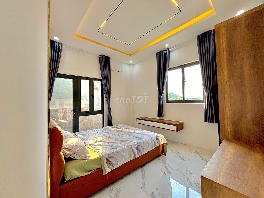 BÁN NHÀ 3 TẦNG 2 MẶT KIỆT MẸ SUỐT  SAU LƯNG HOÀNG VĂN THÁI,TP ĐÀ NẴNG