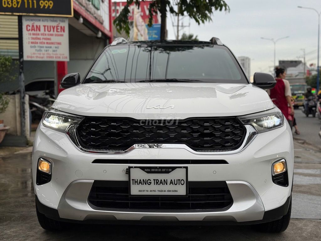 Kia Sonet 1.5L Premium 2022 màu trắng. Mua bán Ô tô tại Thành phố Thuận An Bình Dương được đăng bởi Thắng Trần Auto hình 2