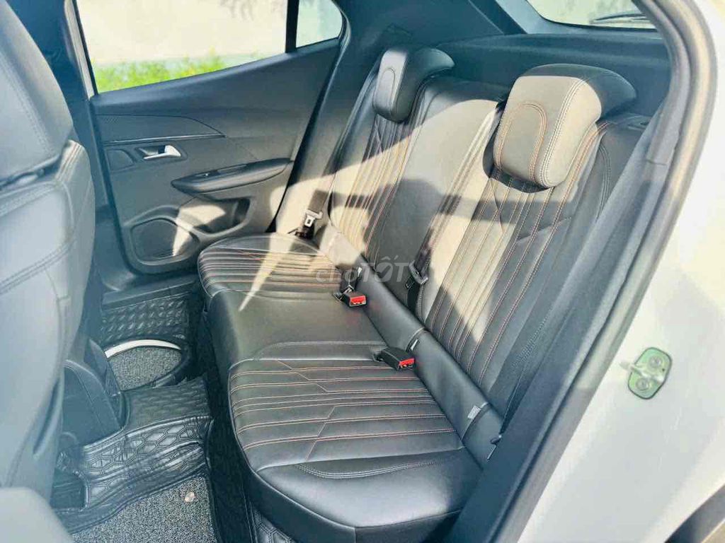 Peugeot 2008 Active 1.2 AT sản xuất 2022. Mua bán Ô tô tại Quận Hà Đông Hà Nội được đăng bởi A Huan  hình 9