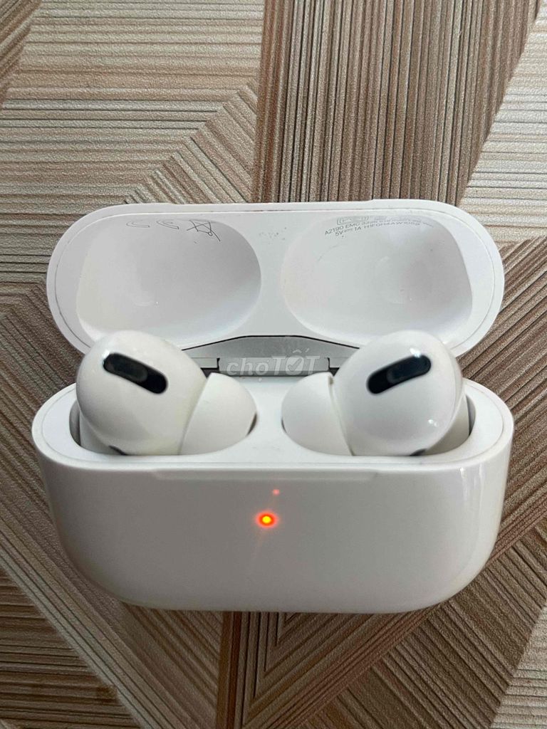 Apple AirPods Pro 1 Trắng Chống ồn. Mua bán Tivi, Âm thanh tại Quận Ninh Kiều Cần Thơ được đăng bởi Nguyễn Long hình 1