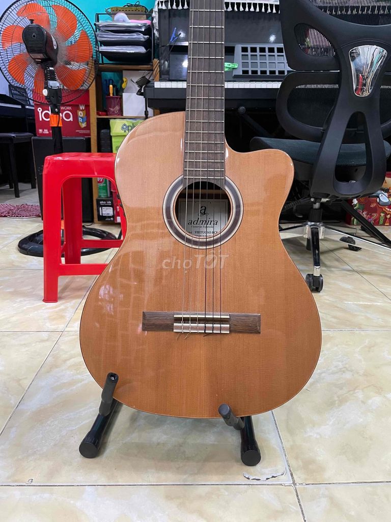 Đàn guitar classic ADMIRA VIRTUOSO ECF