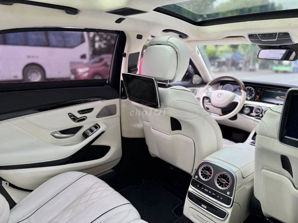 MERCEDES BENZ S400 Đời 2016 Độ Lên MAYBACH Cực Đẹp. Mua bán Ô tô tại Quận Tây Hồ Hà Nội được đăng bởi Nguyễn Hoàng Sơn hình 16