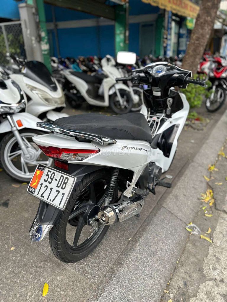 Honda future led FI 2004 mới 99% Bstp chính chủ. Mua bán Xe máy tại Quận Tân Phú Tp Hồ Chí Minh được đăng bởi Tuanduy hình 3