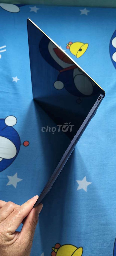 Laptop Asus Zenbook 3 UX390UA. Mua bán Laptop tại Huyện Châu Đức Bà Rịa - Vũng Tàu được đăng bởi ThuTuongVT hình 1