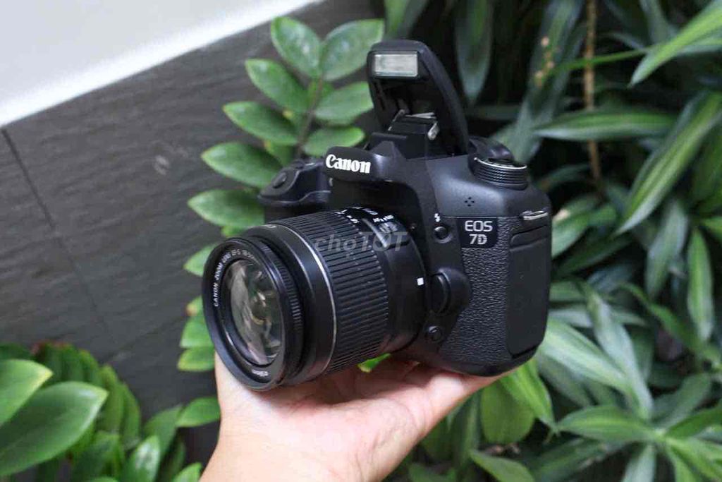 Máy ảnh Canon 7D Đen. Mua bán Máy ảnh, Máy quay tại Quận Phú Nhuận Tp Hồ Chí Minh được đăng bởi Khánh máy ảnh top 1 hình 1
