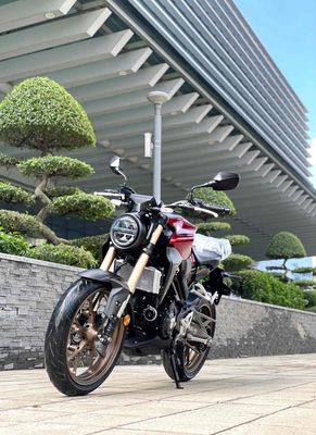 Honda CB 300R. Mua bán Xe máy tại Quận Cầu Giấy Hà Nội được đăng bởi Tuấn Việt Motor