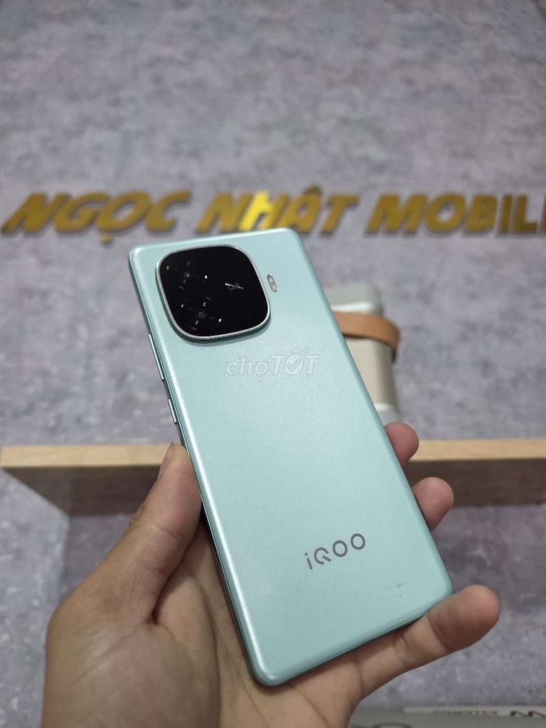 IQOO Z9 TURBO (12/256) Nguyên Zin. Mua bán Điện thoại tại Thành phố Buôn Ma Thuột Đắk Lắk được đăng bởi Nguyễn Ngọc Nhật hình 1