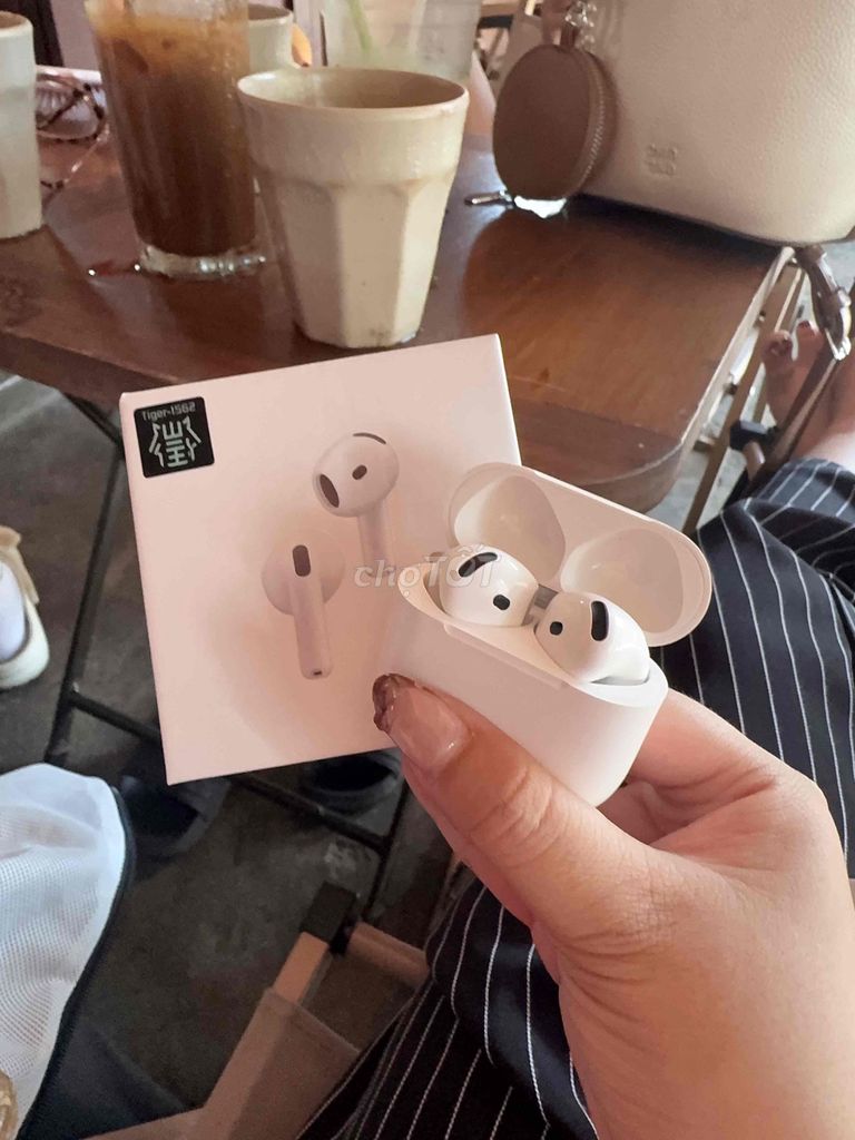 Tai nghe Airpods 4 Trắng. Mua bán Tivi, Âm thanh tại Thành phố Buôn Ma Thuột Đắk Lắk được đăng bởi HT mobile hình 1