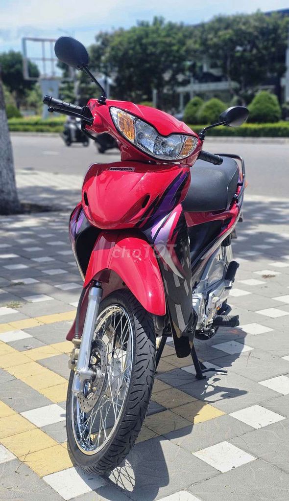 Honda Future 1 2001 красный 9000км тайский двигатель