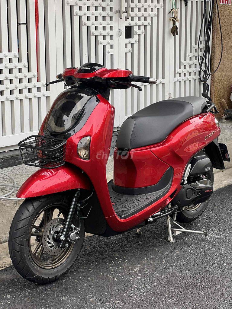 scoppy. mới đi có 2 ngàn km. như xe hãng. Mua bán Xe máy tại Quận Ngũ Hành Sơn Đà Nẵng được đăng bởi Nguyễn Phước Vĩnh hình 3