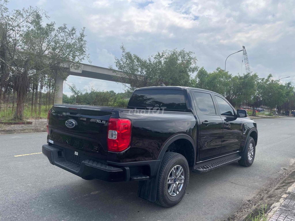 chính chủ bán Ranger sản xuất 2024 xls tự động. Mua bán Ô tô tại Thành phố Thủ Đức Tp Hồ Chí Minh được đăng bởi Nguyễn trung kiên hình 5