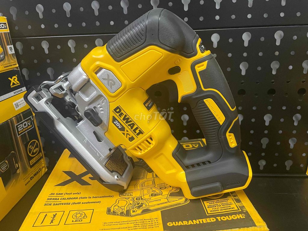 [ Mới 100%] Máy cưa lọng Dewalt DCS334 full box US. Mua bán Đồ chuyên dụng, Giống nuôi trồng tại Quận Bình Thạnh Tp Hồ Chí Minh được đăng bởi Toolnerd hình 1