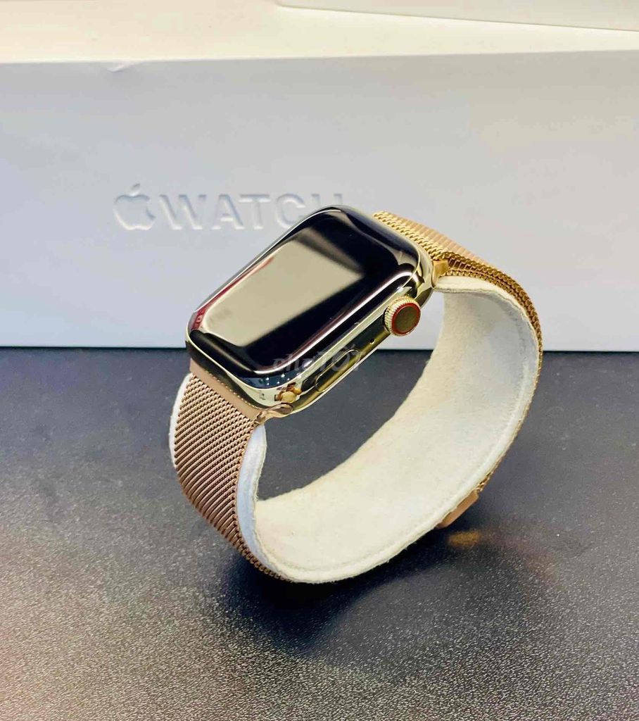 Apple Watch Series 8 45mm Gold LTE