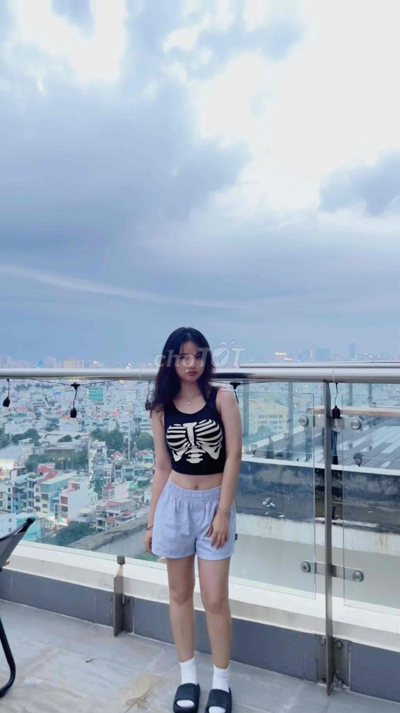 Áo ba lỗ nữ màu Đen. Mua bán Quần áo tại Thành phố Dĩ An Bình Dương được đăng bởi Đan Linh hình 1