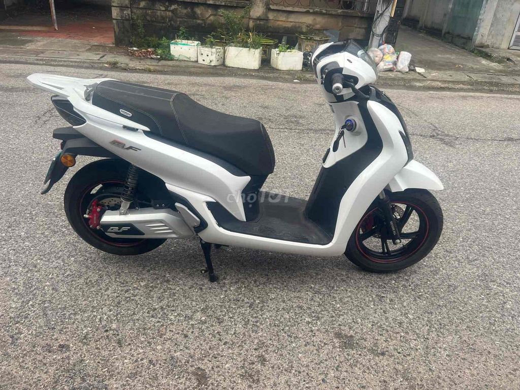 cần bán chiếc xe điện BF. Mua bán Xe điện tại Huyện Lục Nam Bắc Giang được đăng bởi thành hình 1