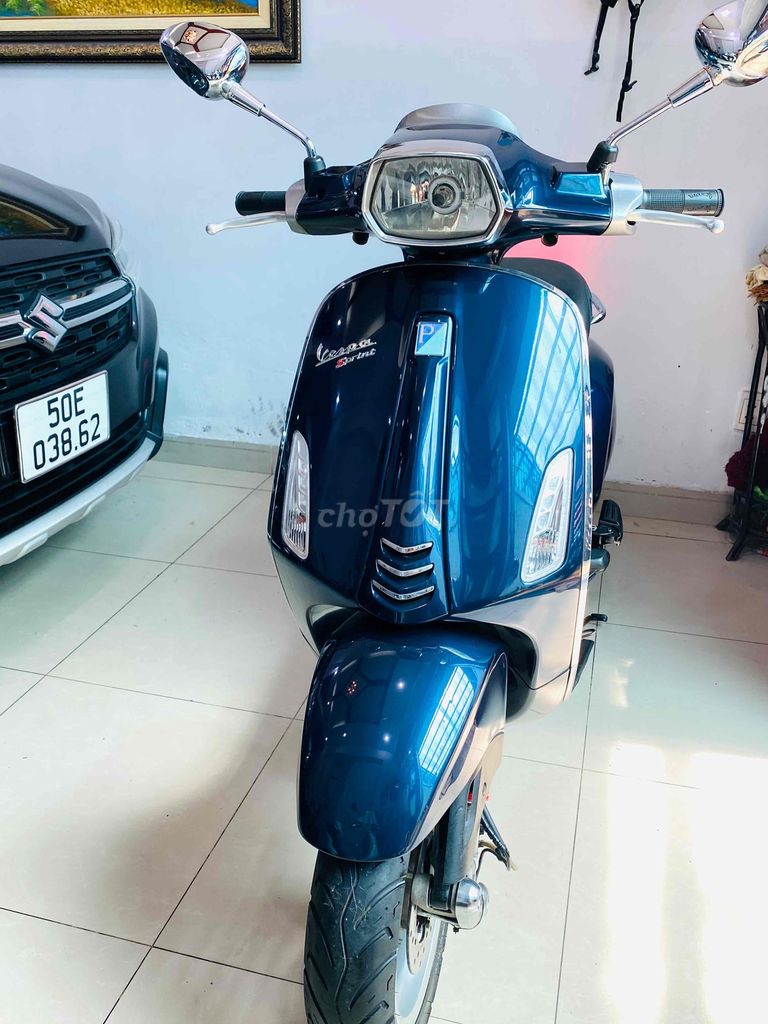 vespa Sprin 125.3 vie.th12/2015 chạy 10000 km.Bstp