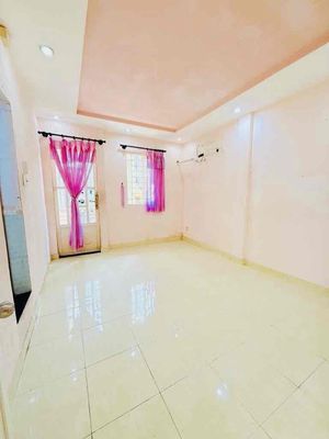 Bán Nhà 3 Tầng, Ngay Trần Hưng Đạo, Khu Vip Quận 1 - 30M2 Chỉ 5,38 Tỷ.
