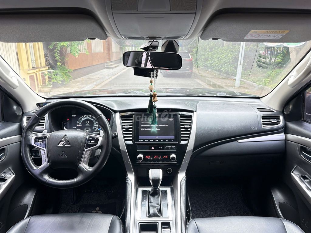 Mitsubishi Pajero Sport 2021. Mua bán Ô tô tại Quận Nam Từ Liêm Hà Nội được đăng bởi Tên chưa cung cấp hình 10