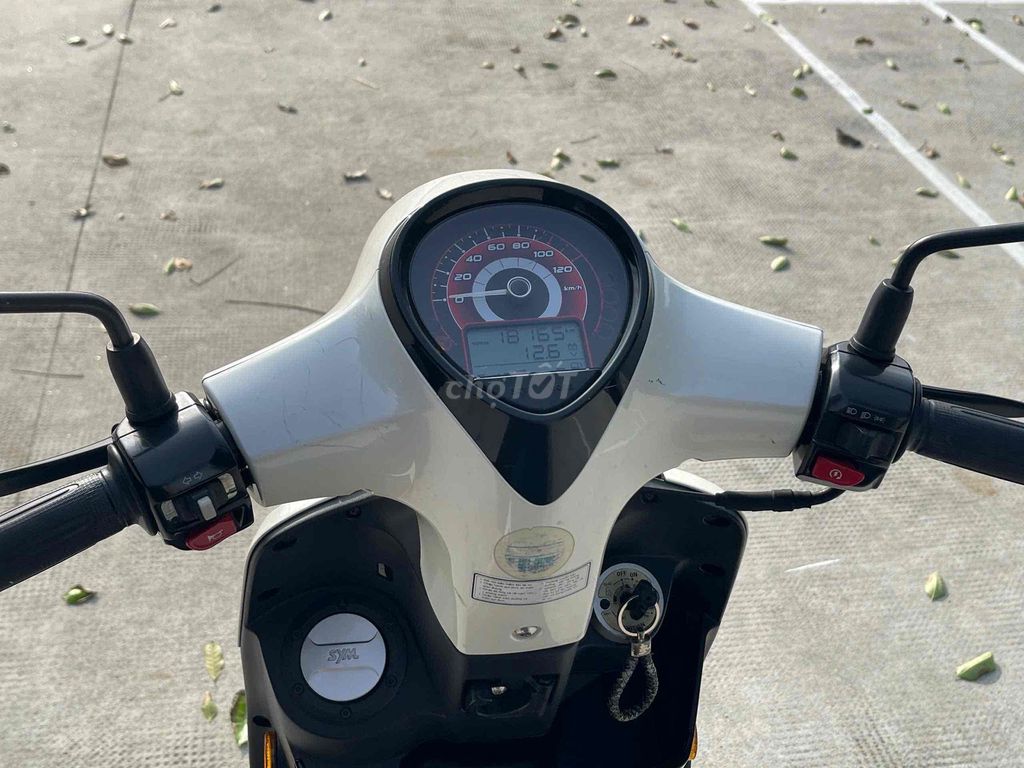 SYM Abela 2018 màu Trắng. Mua bán Xe máy tại Thành phố Thủ Dầu Một Bình Dương được đăng bởi Hồ Hoàng Cảnh   hình 4