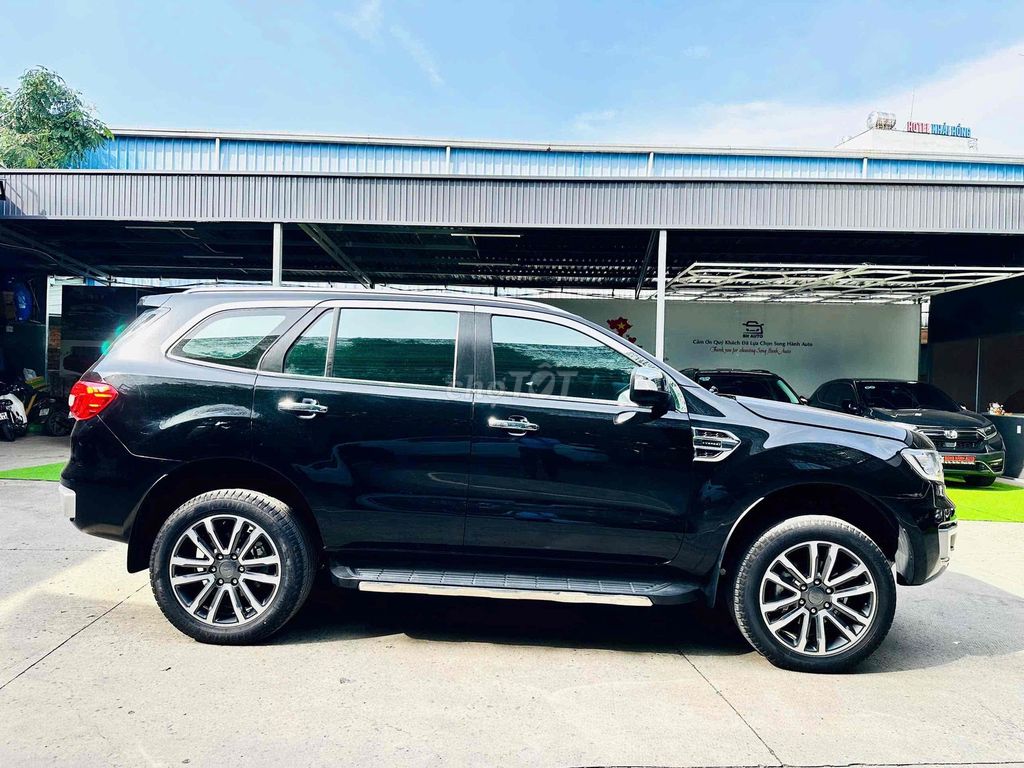 Ford Everest 2019 Titanium mới bảo dưỡng. Mua bán Ô tô tại Quận Tân Phú Tp Hồ Chí Minh được đăng bởi Dũng sale ô tô hình 4