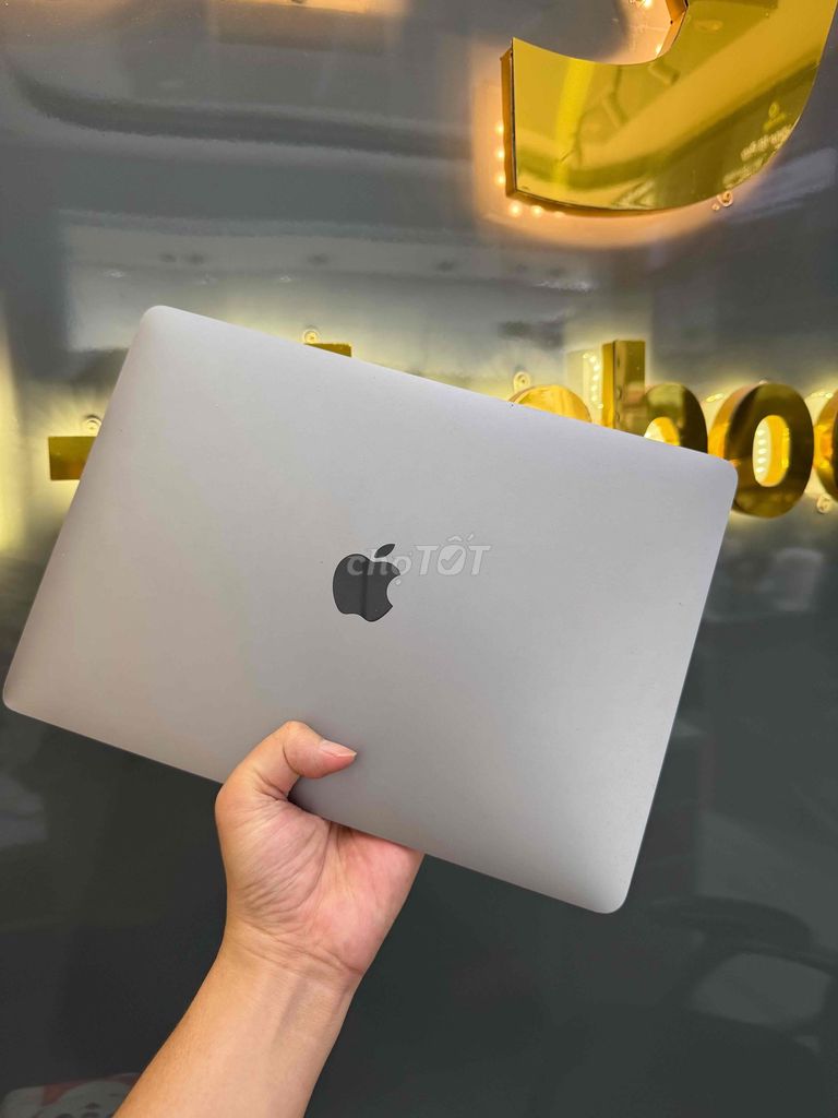 Apple Macbook Air M1 8GB/256GB Xám Pin 96 sạc 33L. Mua bán Laptop tại Quận Ninh Kiều Cần Thơ được đăng bởi Quý Mobile Cần thơ hình 1