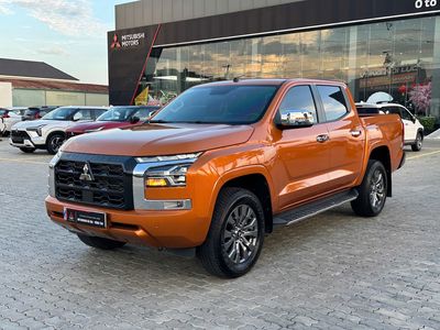 Mitsubishi Triton GLS 4X2 AT 2024 màu Cam. Mua bán Ô tô tại Thành phố Bà Rịa Bà Rịa - Vũng Tàu được đăng bởi Tùng Trần Mitsubishi