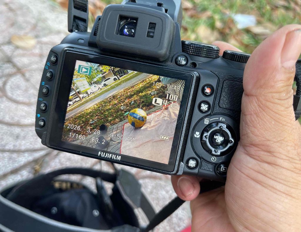 Máy ảnh Fujifilm hs 30 exr zin full. Mua bán Máy ảnh, Máy quay tại Huyện Bình Chánh Tp Hồ Chí Minh được đăng bởi ĐỒ CỦ SÀI GÒN hình 1