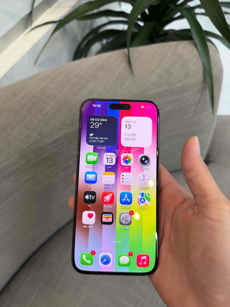 Apple iPhone 15 Pro Max quốc tế VN. Mua bán Điện thoại tại Quận Ninh Kiều Cần Thơ được đăng bởi LyN hình 1