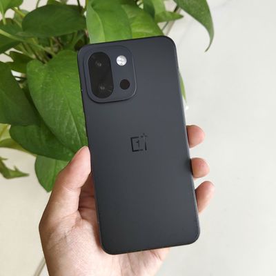 OnePlus 13T 12/256GB ★ᴛʜᴜ ᴆᴛ ᴄᴜ̃★