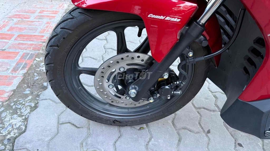 Honda Air Blade 125 2023 Красный 22000 км