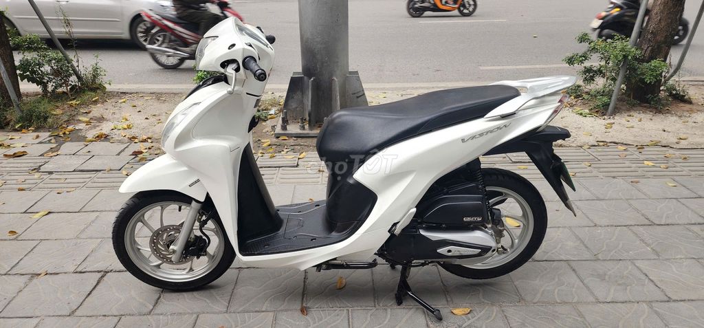 Honda Vision 2020 màu Trắng. Mua bán Xe máy tại Quận Cầu Giấy Hà Nội được đăng bởi iMotorbike Hà Nội hình 4