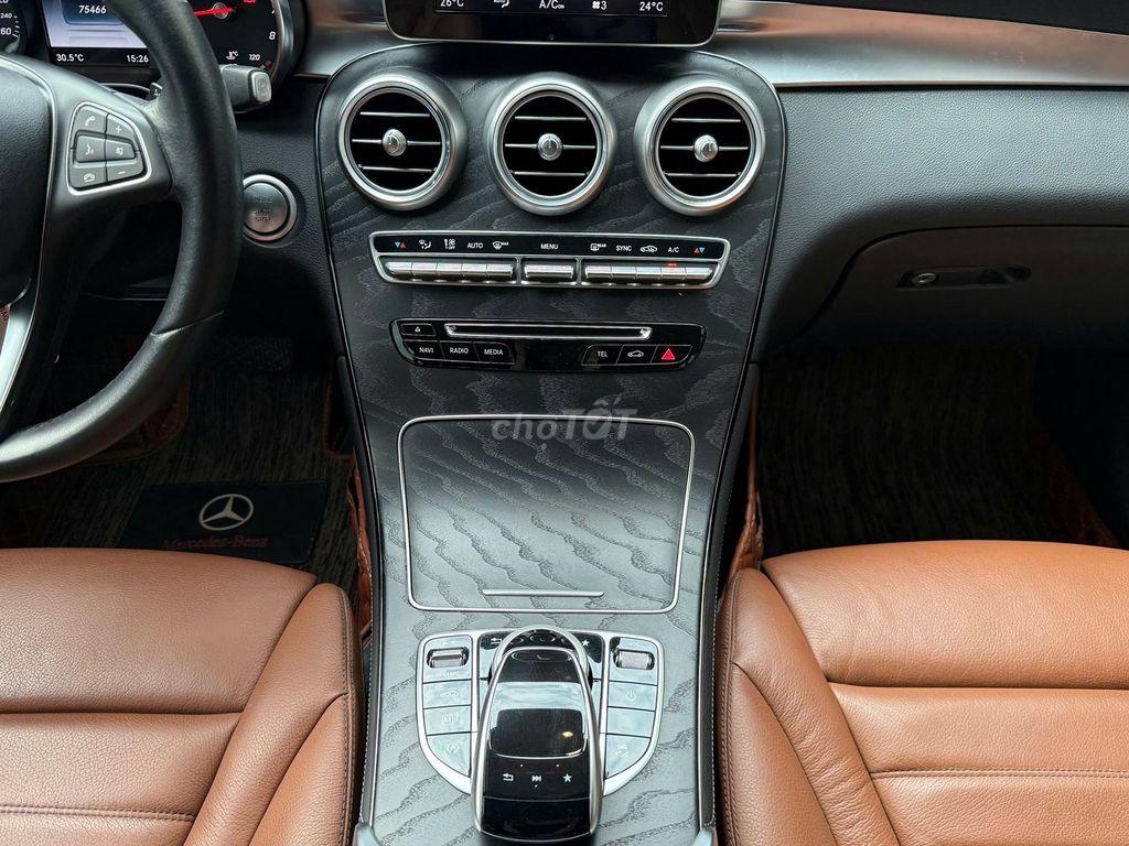 Mercedes Benz GLC 2018 300 4Matic - 70513 km. Mua bán Ô tô tại Quận Gò Vấp Tp Hồ Chí Minh được đăng bởi Hải Ô Tô hình 7