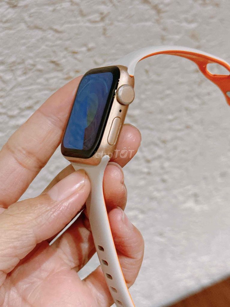 Apple Watch SE 40mm Nhôm Hồng Pin 91% Ful pk. Mua bán Thiết bị đeo thông minh tại Quận 3 Tp Hồ Chí Minh được đăng bởi Kim Thanh  hình 1