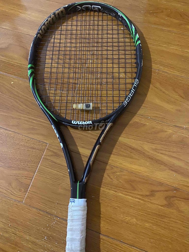 vợt wilson surge