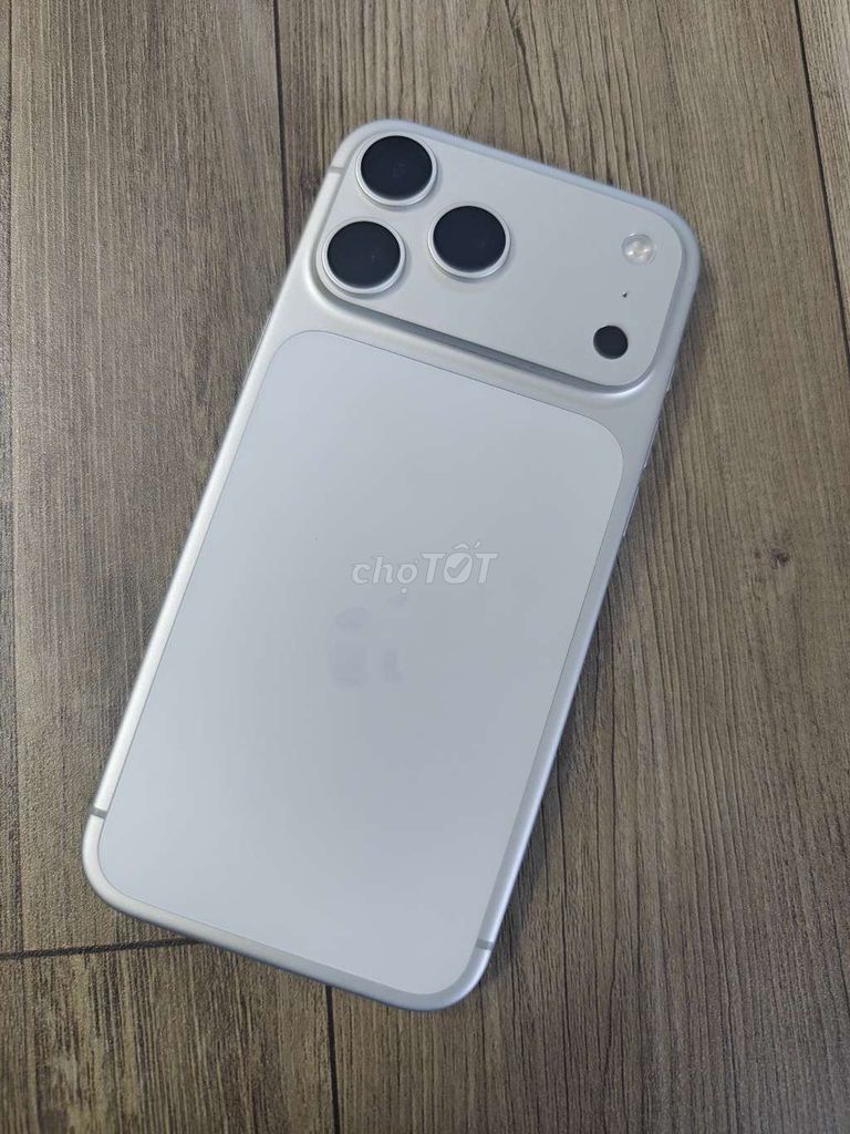 17 pro max trắng mỹ keng xác. Mua bán Điện thoại tại Quận 3 Tp Hồ Chí Minh được đăng bởi Tâm Mai hình 1
