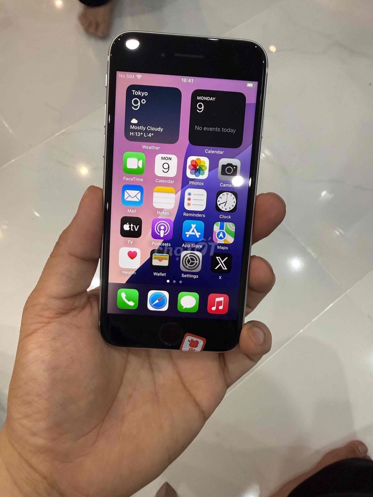 se2 64gb us còn mấy cây ae mua lẹ. Mua bán Điện thoại tại Quận Cầu Giấy Hà Nội được đăng bởi Đỗ Minh Thắng hình 1