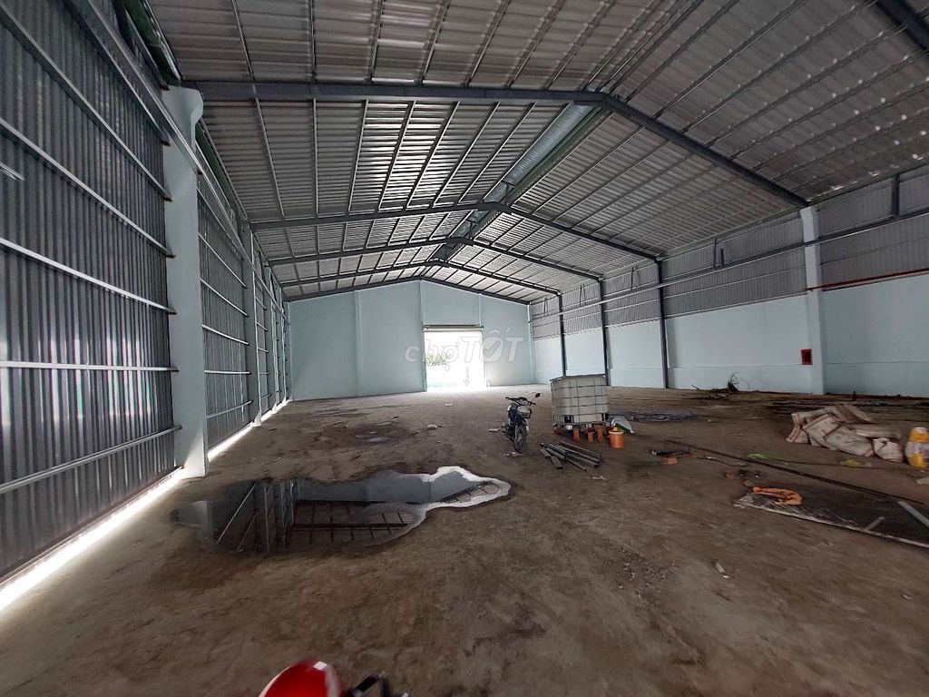 Cho thuê xưởng mớ xây 1150m2.Đường xe công.Tân Vĩnh hiệp,Tân Uyên,BD