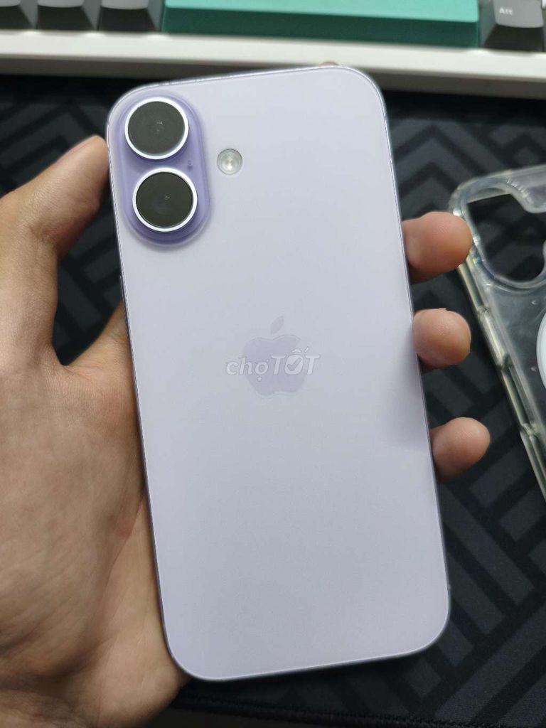 Apple iPhone 17 Lock 256GB Tím. Mua bán Điện thoại tại Thành phố Huế Thừa Thiên Huế được đăng bởi Trần Nguyễn Nhật Tân hình 1