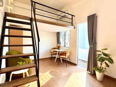 Cho Thuê Phòng Có Gác Ban Công Gần Đại Học Kinh Tế - Toả Nhà Viettel