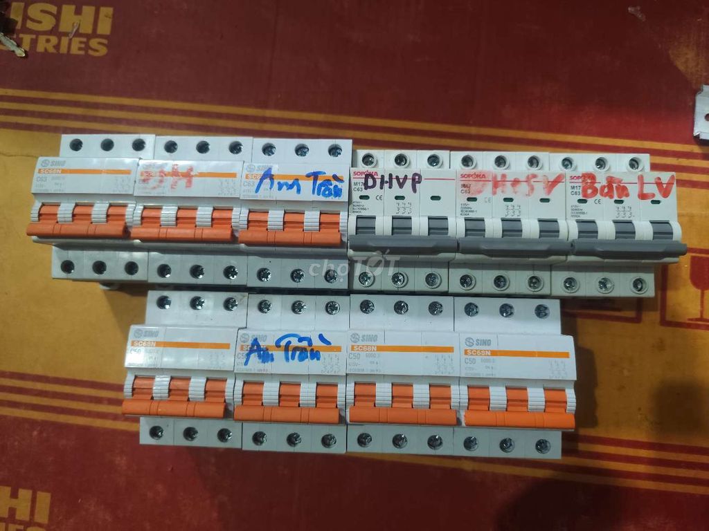 Aptomat Sino SC68N 63A 400V Trắng cam. Mua bán Nội thất, đồ gia dụng khác tại Quận Ba Đình Hà Nội được đăng bởi Nguyễn Văn Tiệp  hình 1