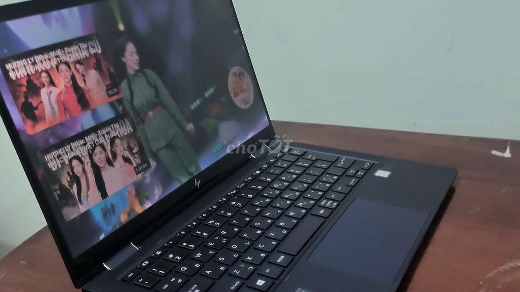 HP Dragonfly i5 gen 8 8GB/256GB. Mua bán Laptop tại Thành phố Đồng Xoài Bình Phước được đăng bởi Chu Tư hình 1