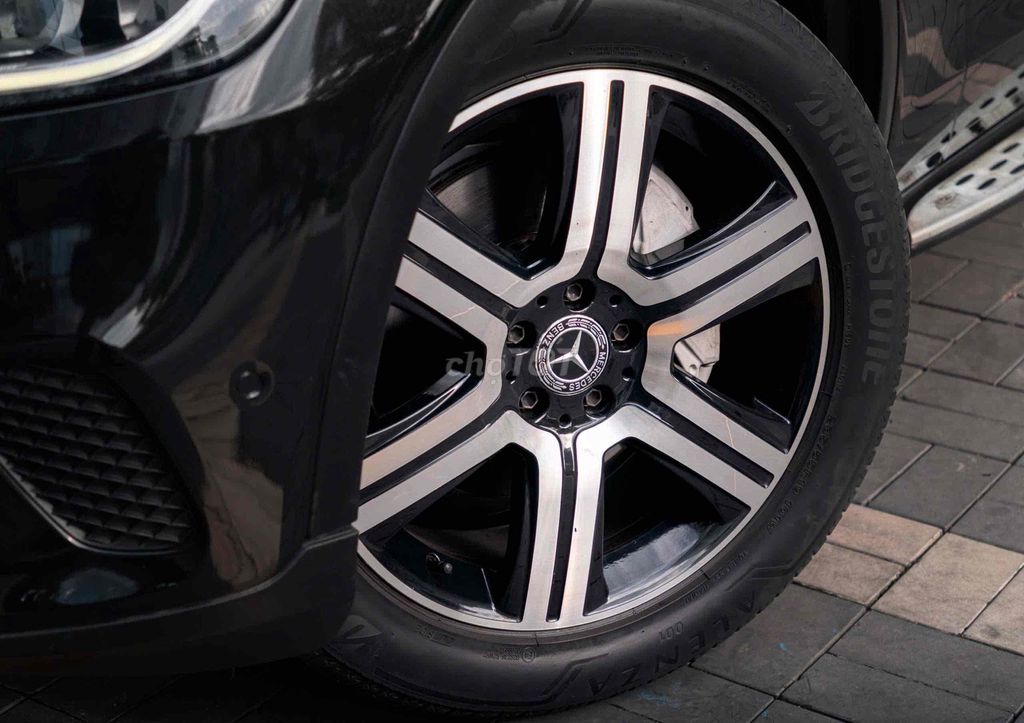 Mercedes GLC200 4Matic Model 2021 Đen/Kem. Mua bán Ô tô tại Quận 7 Tp Hồ Chí Minh được đăng bởi Thật Nguyễn LongAnh Auto hình 5
