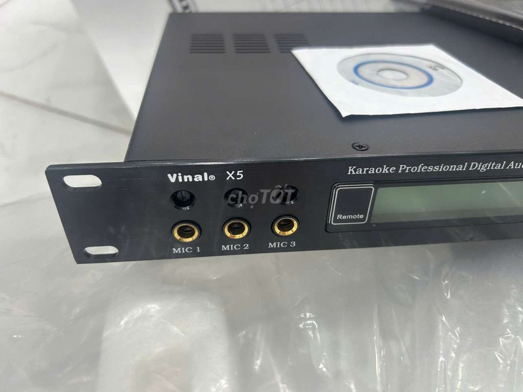Vang số karaoke Vinal X5 Đen Mới. Mua bán Tivi, Âm thanh tại Quận 6 Tp Hồ Chí Minh được đăng bởi ĐOÀN VĂN SƠN  hình 1