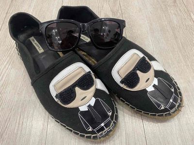 Cặp đôi cực sành và cá tính.. Mua bán Giày dép tại Quận Hà Đông Hà Nội được đăng bởi Mr cường
