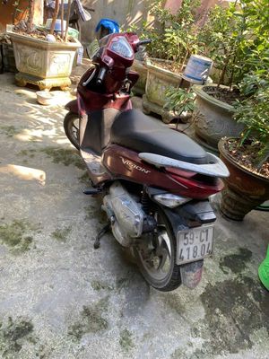 Honda Vision 2013 màu Đỏ. Mua bán Xe máy tại Quận 4 Tp Hồ Chí Minh được đăng bởi Nguyễn minh phước